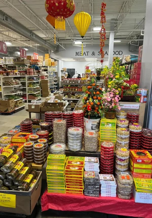 Quầy hàng Saigon Asian Food Market ở Burnsville, Minnesota