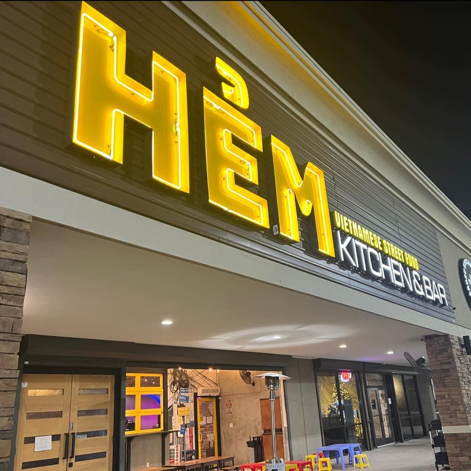 HẺM Kitchen and Bar