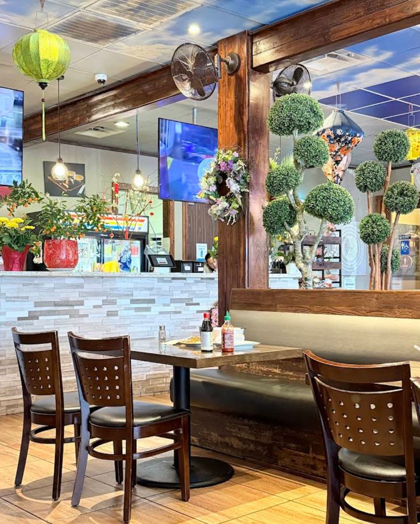 Nhà hàng Dakao Houston: Ẩm thực Việt Chuẩn Vị 🍜