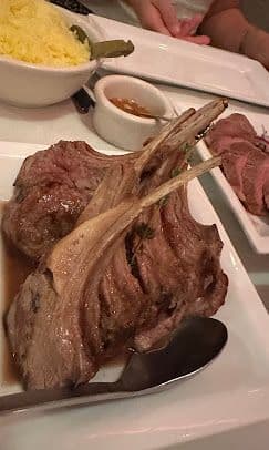 🍷 Duc's Bistro – Ẩm Thực Pháp Tinh Tế Honolulu