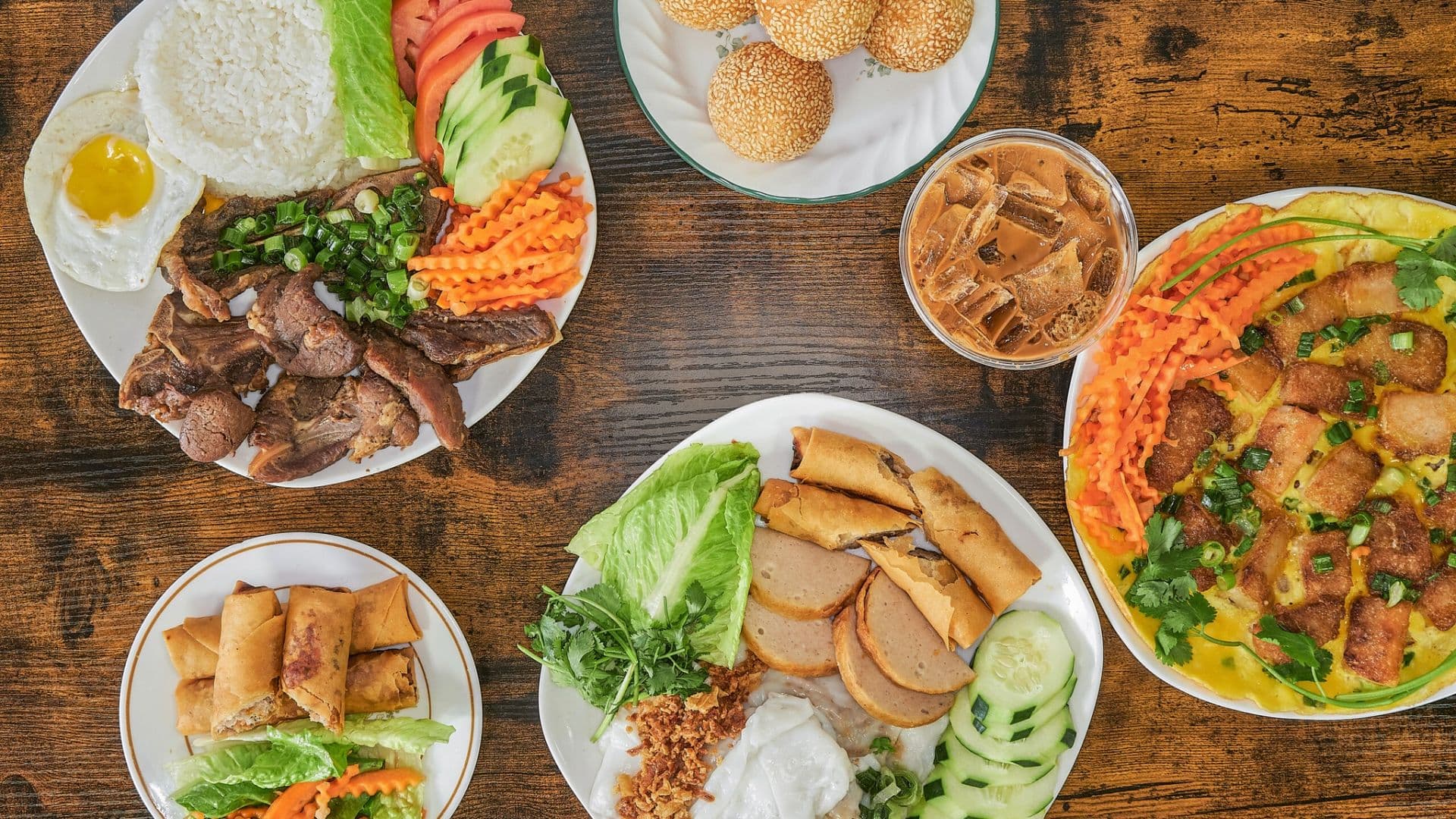 Bánh Mì Chị Tôi | My Sister’s Sandwich Café 🇻🇳