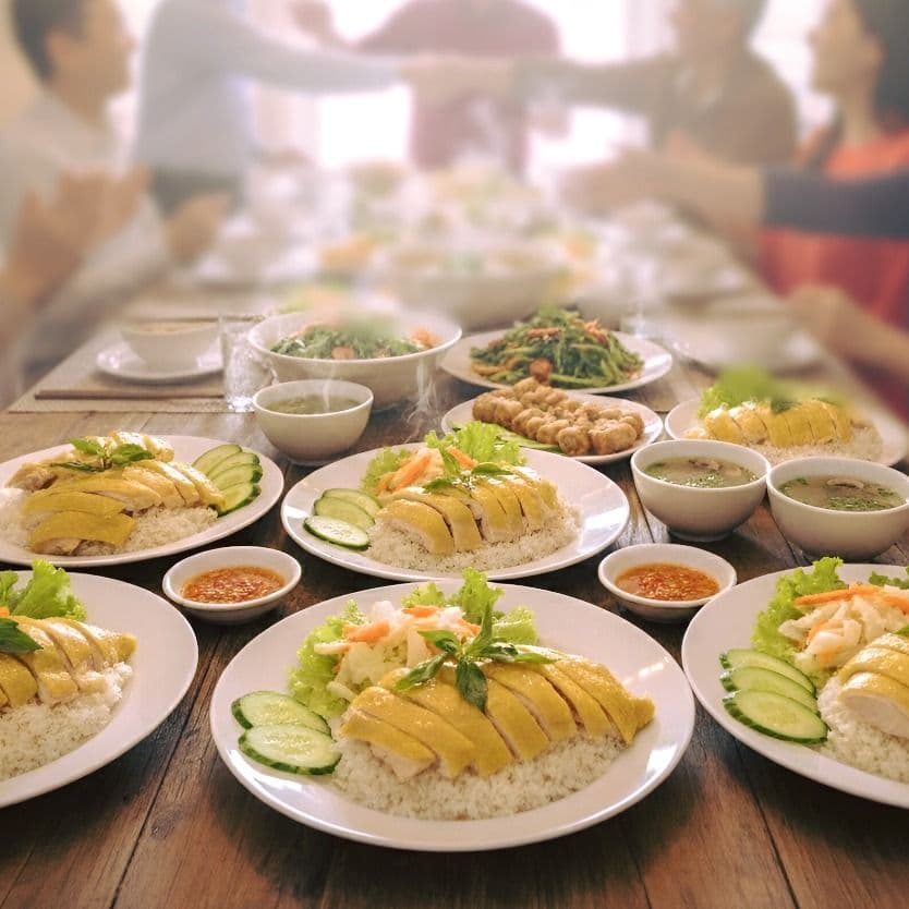Cơm Gà Houston - Món Ăn Ngon & Nụ Cười Hạnh Phúc