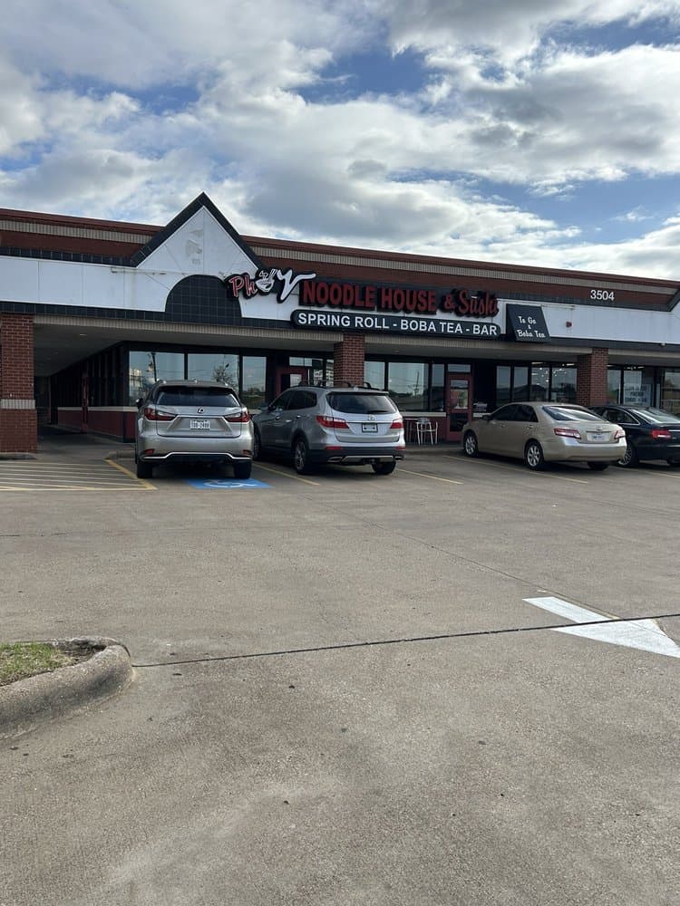 Pho V Noodle House & Sushi