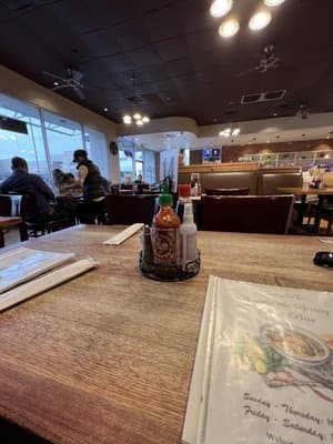 WonderPho Noodles & Spring Roll Bar