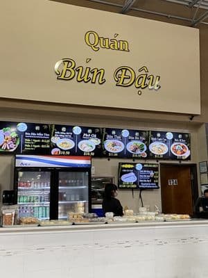 Quan Bun Dau