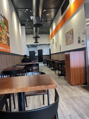 Banhmigos Cafe