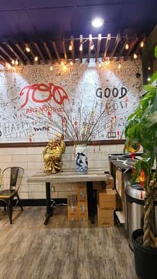Top BBQ & Noodle