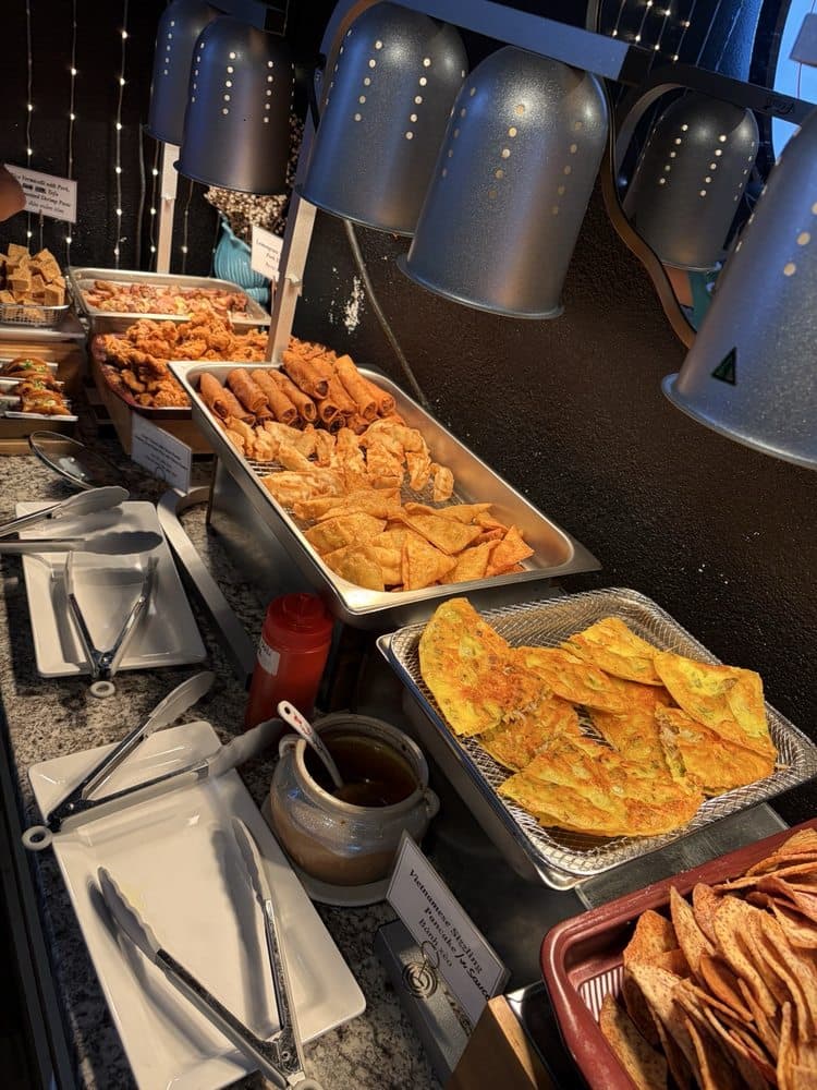 Quan Ngon Bistro