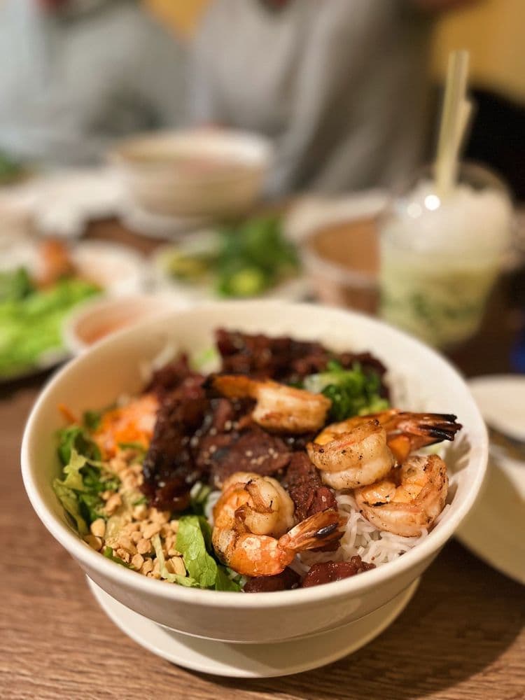Pho Duyen Mai
