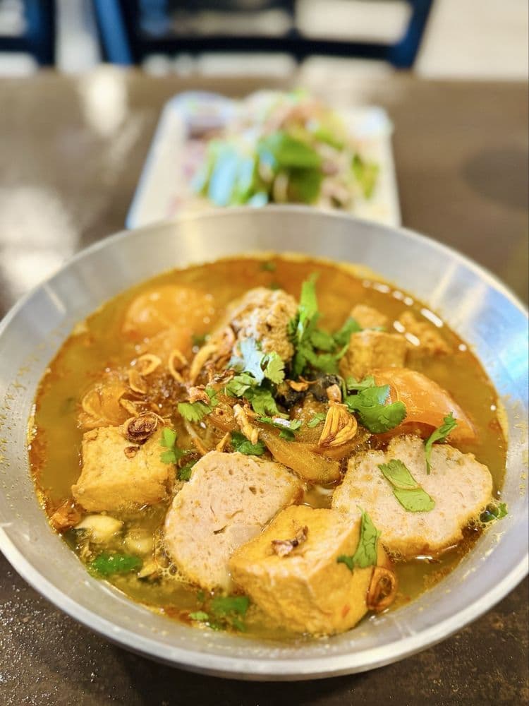Saigon Corner