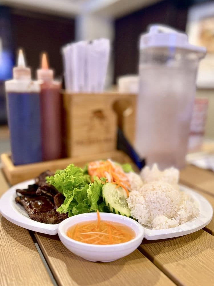Pho Hut & Grill