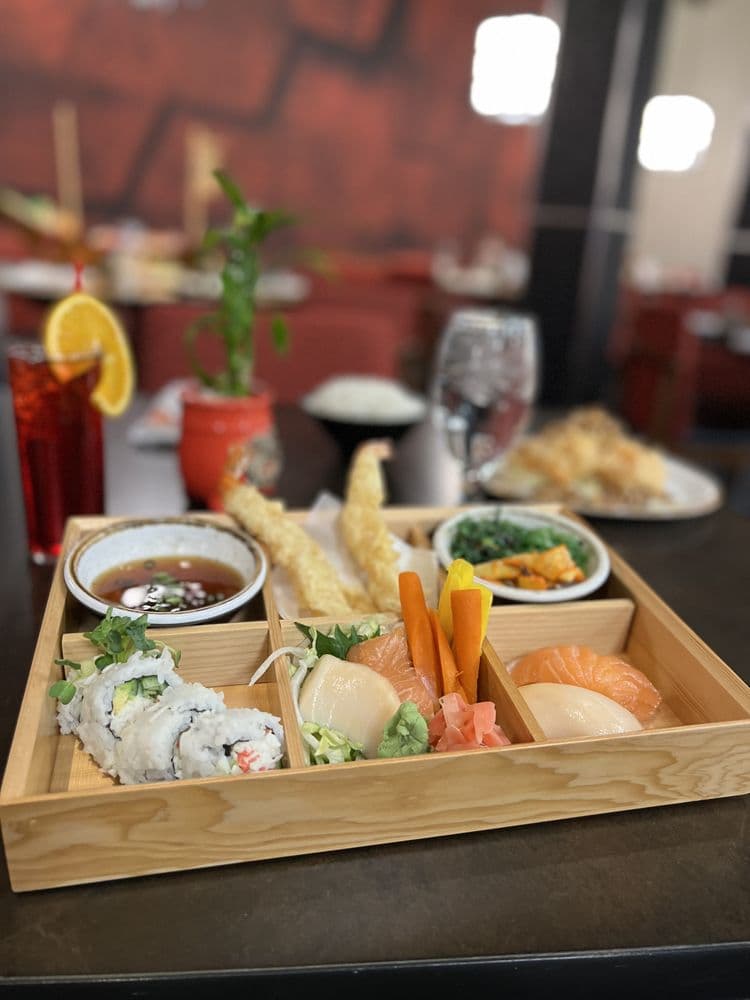 8 Asian Restaurant