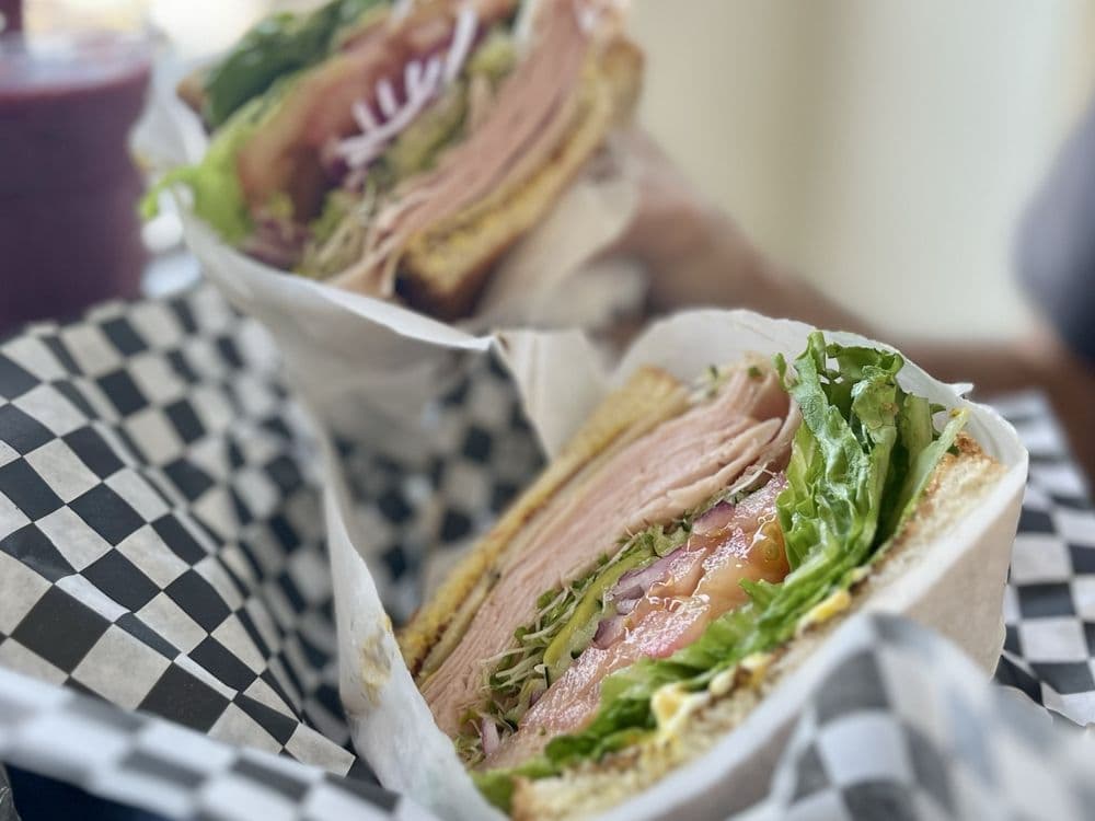 Nom Pang Sandwiches & More