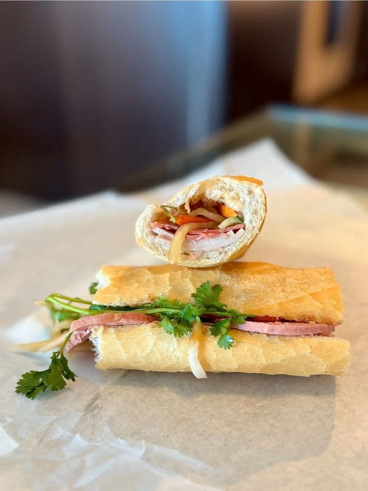 Dakao Sandwiches