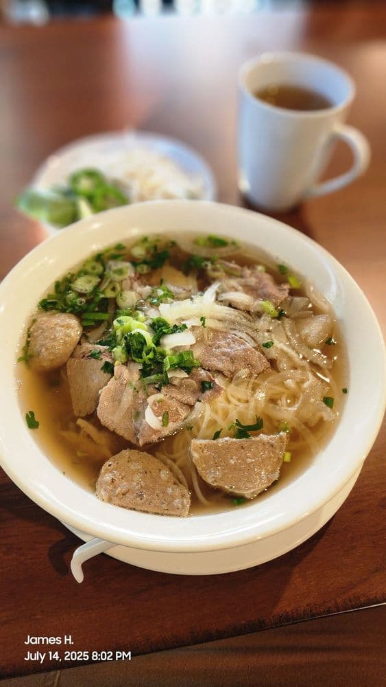Pho & Sushi