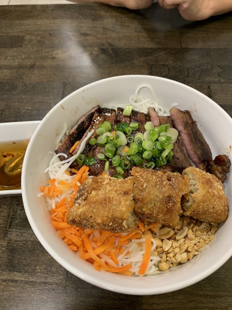 Pho Mai Dinkytown