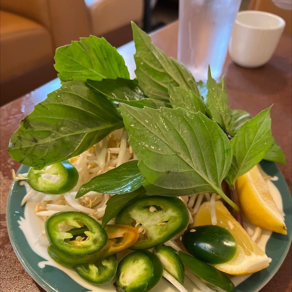 Pho Tau Bay