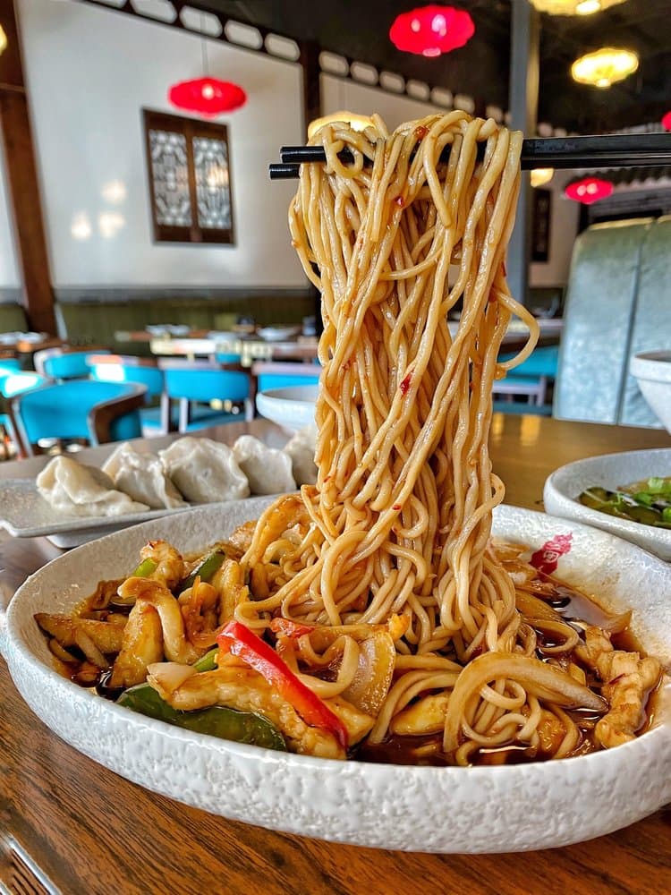 Master Noodle - Edina