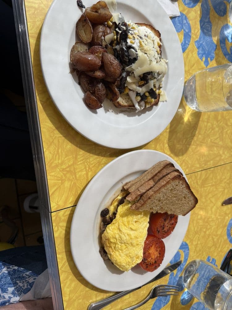 The Diner House 29
