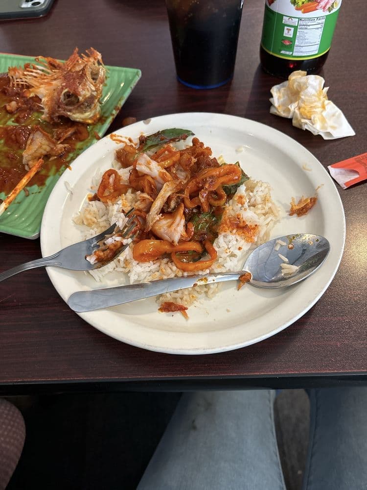 MaiYaj Asian Bistro